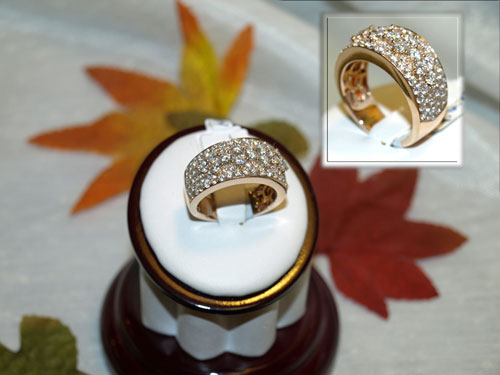 <b>Description: </b>14kt Rose gold 2.5 CT diamond ring
